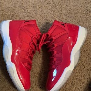 Air Jordan 11 High “sun like 96”